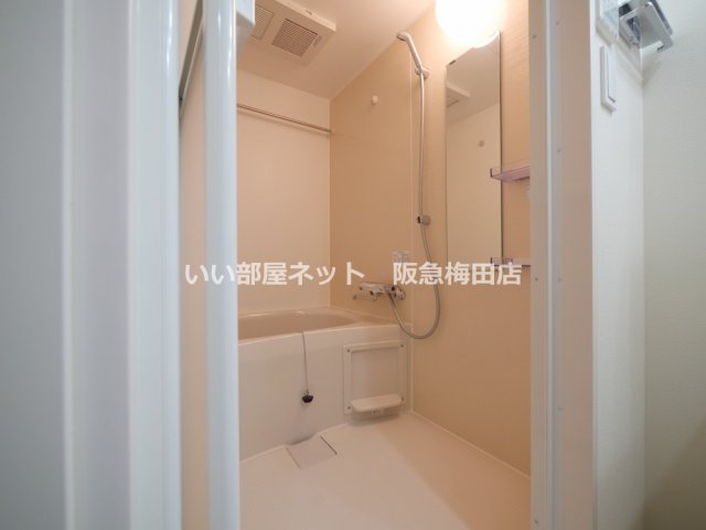 バス・シャワールーム　※反転タイプになります。