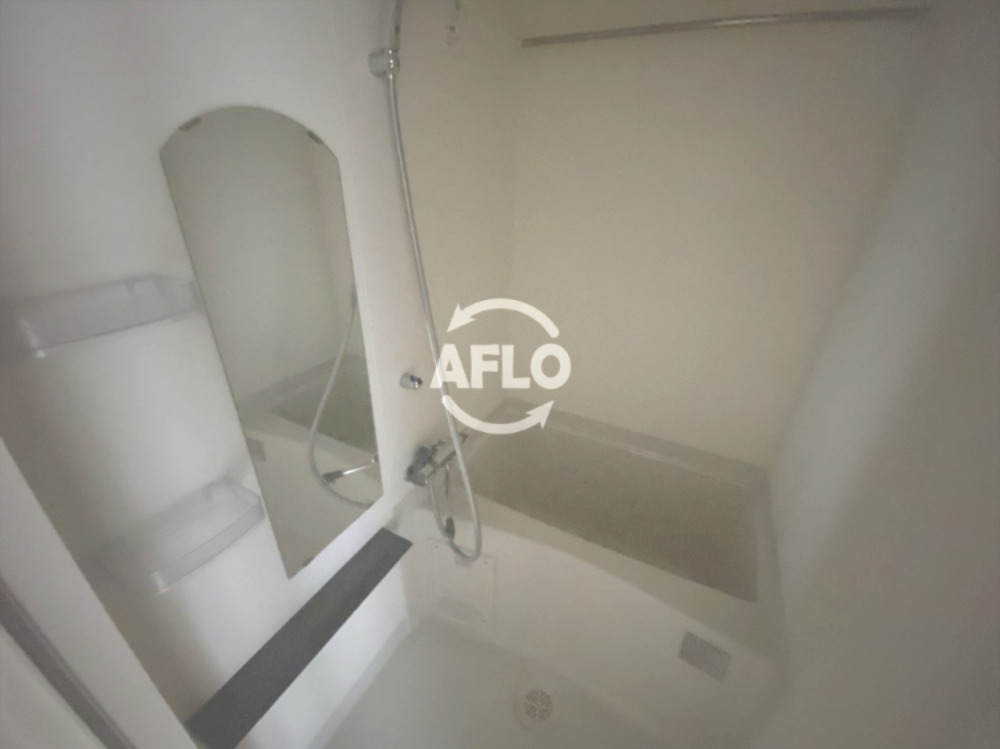 バス・シャワールーム　プレサンス上町台クレスト　浴室