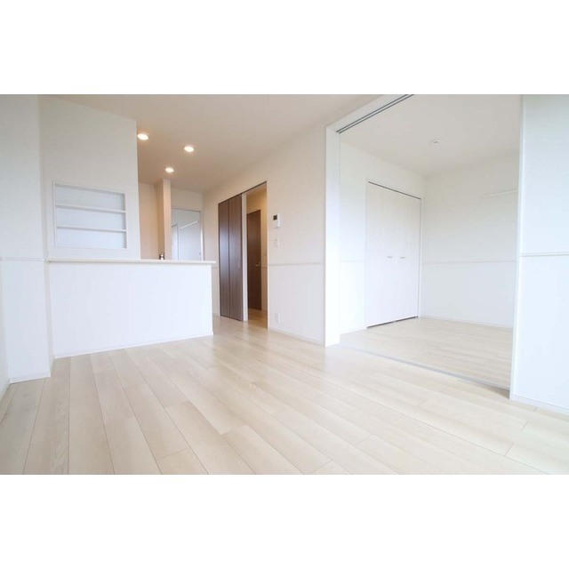 居室・リビング　写真は全て２０４（２０１の反転タイプ）