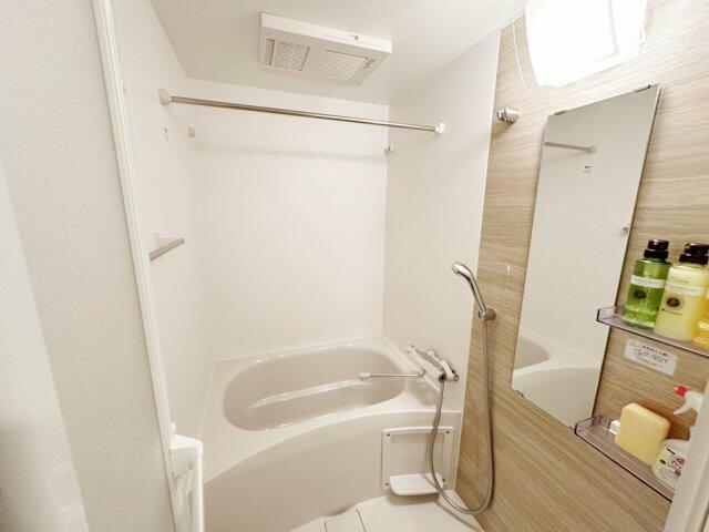 バス・シャワールーム　きれいなお風呂です