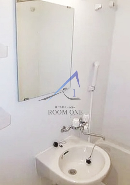 洗面設備　洗面台です。