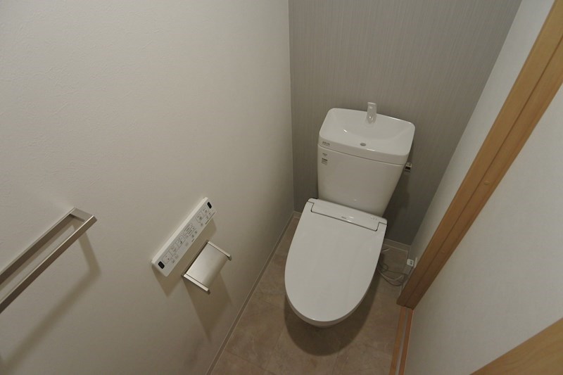 トイレ　トイレって何故か落ち着くスペースですね