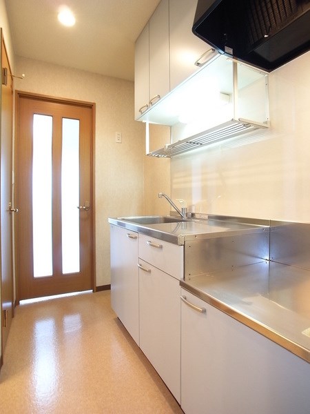 キッチン　キッチンはガスコンロ設置可