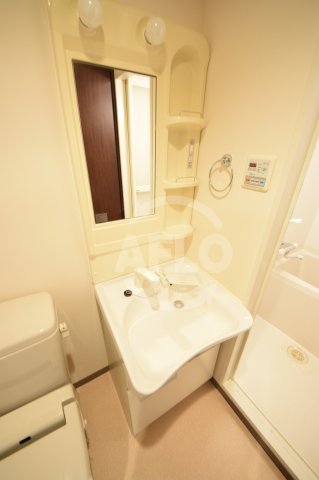 洗面設備　ディナスティ玉造　洗面化粧台