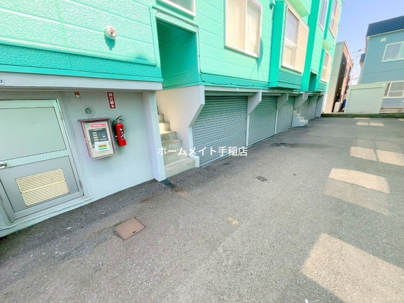 駐車場　駐車スペースでございます！