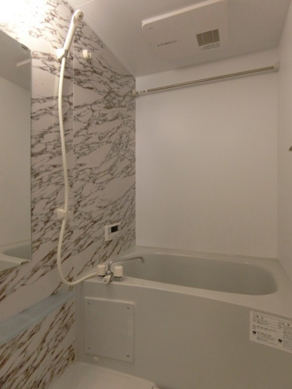 バス・シャワールーム　図面と現状に相違がある場合には現状を優先