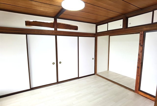 居室・リビング　1F