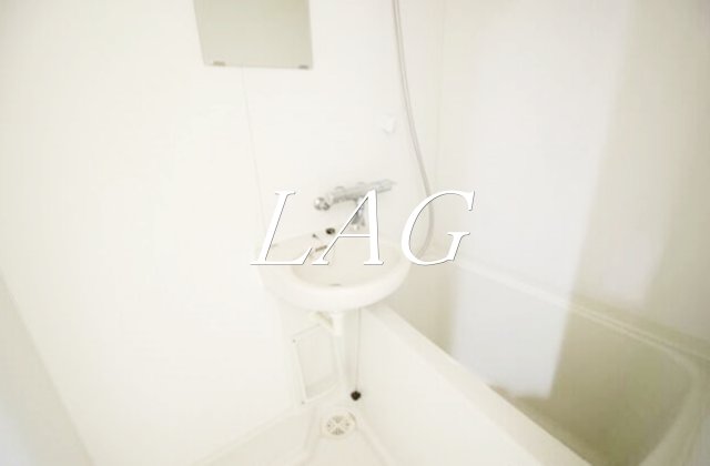 バス・シャワールーム　お風呂です。