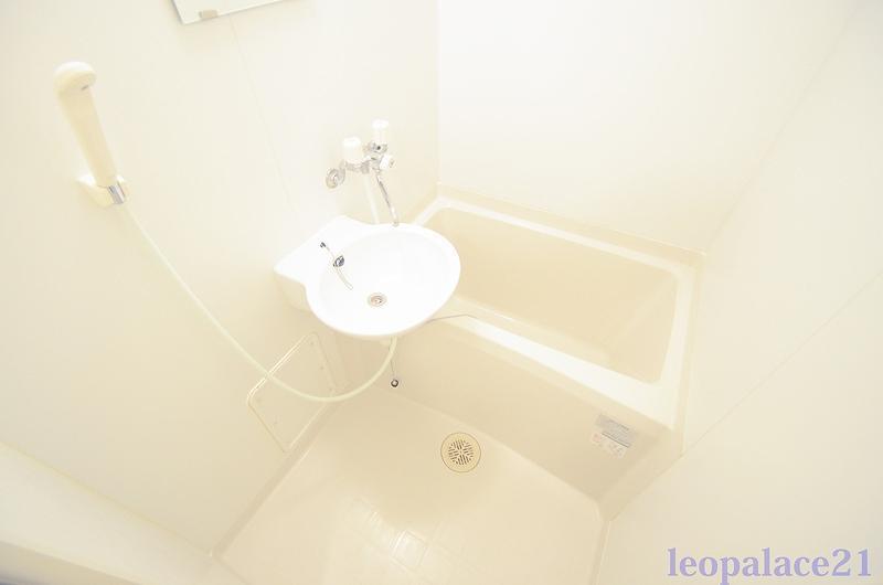 バス・シャワールーム　バス(イメージ)