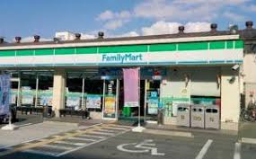 コンビニ　ファミリーマート 加美北三丁目店（コンビニ）まで275m