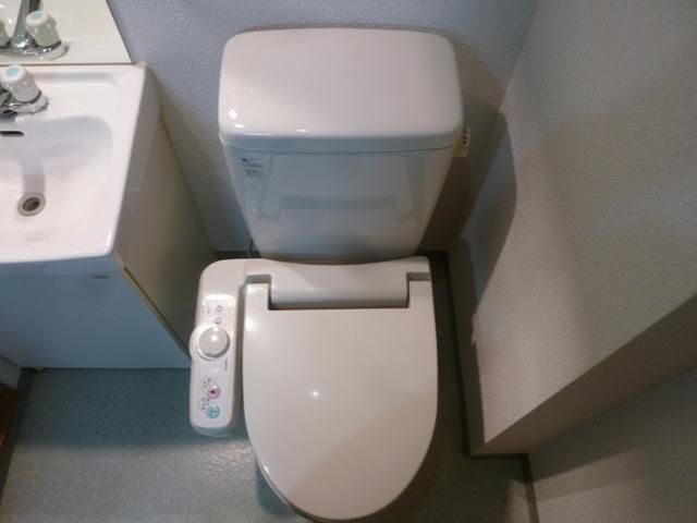 トイレ　★シャワートイレ★