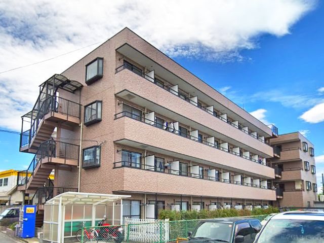 建物外観　周辺環境良好の物件です。