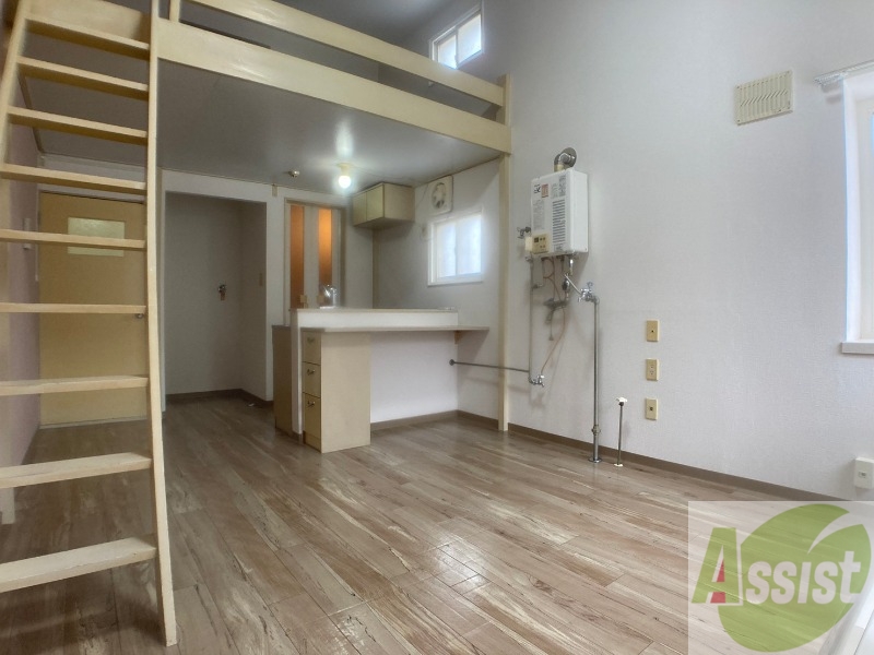 居室・リビング　広くてキレイなお部屋が広がっていて、充実した生活が送れそう。