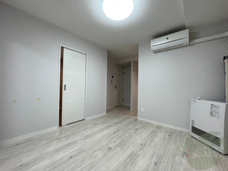 居室・リビング　広くてキレイなお部屋が広がっていて、充実した生活が送れそう。