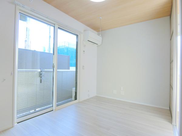 居室・リビング　写真は別のお部屋のイメージです