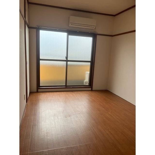 居室・リビング　洋室