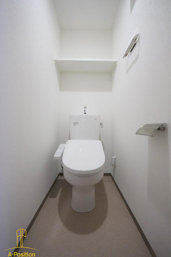 トイレ　Y&Rino Residence