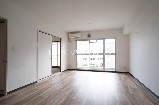 居室・リビング　レーベンハウス桶川店へ　048-787-5511