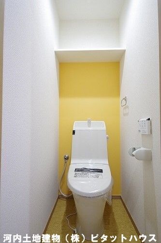 トイレ　温水洗浄便座