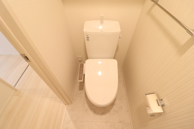 トイレ　ウォシュレット