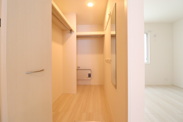 収納　ウォークインクローゼット