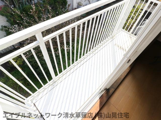バルコニー　広々としたバルコニーです