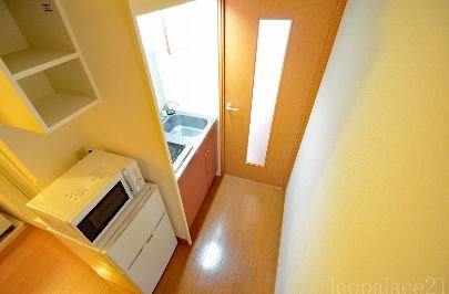 玄関　現状優先です。