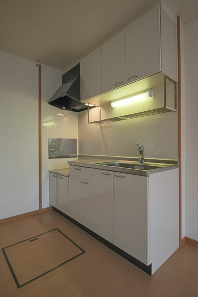 キッチン　同じ建物の別のお部屋