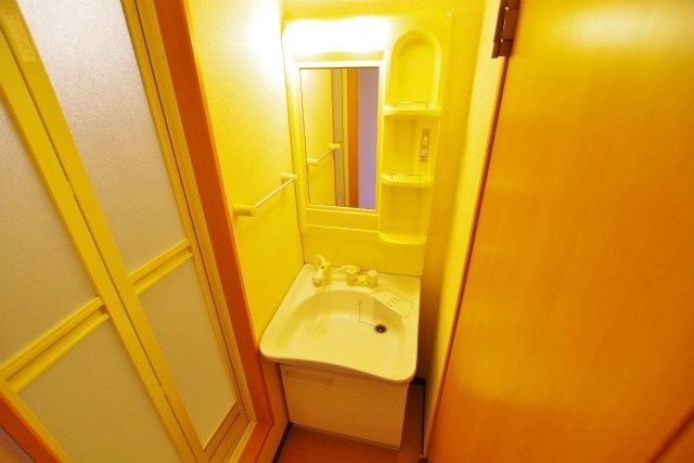 洗面設備　※同タイプのお部屋の画像です。