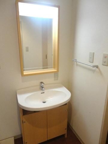 洗面設備　★朝の準備に嬉しい独立洗面台です★