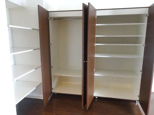 収納　★可動式の収納で使いやすいです★