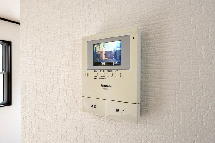 セキュリティ　TVモニター付インターホン