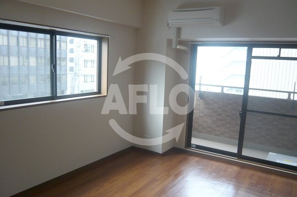 居室・リビング　プレジオ中之島　洋室