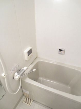 バス・シャワールーム　プレジオ中之島　バスルーム