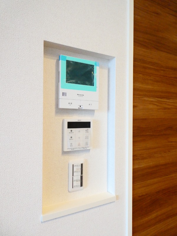 セキュリティ　スイッチがまとまっているのでお部屋よりすっきり！