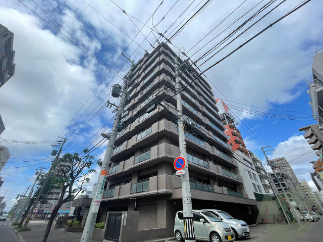 建物外観　札幌市中央区北１条西「ステイツ円山表参道」