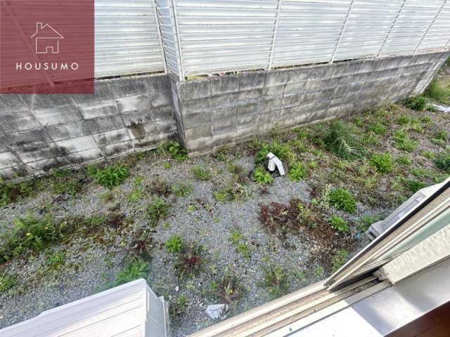 バルコニー　開放的で明るい空間を演出してくれるバルコニーです