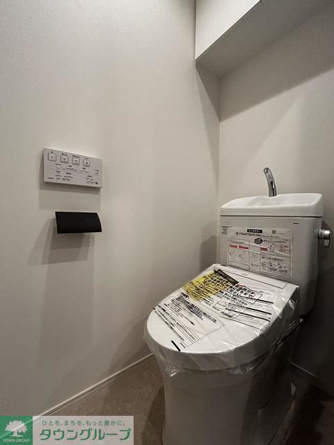 トイレ　※写真は同タイプ住戸です。