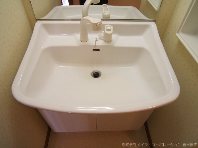 洗面設備　写真は同型タイプ
