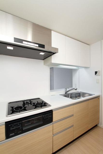 キッチン　※写真は同タイプ住戸です。