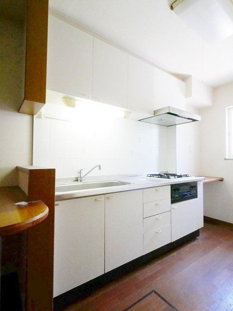 キッチン　★お部屋探しは株式会社タウンハウジング東京まで★
