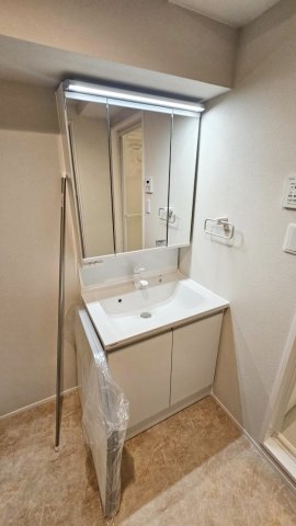 洗面設備　身支度に便利な洗面台♪