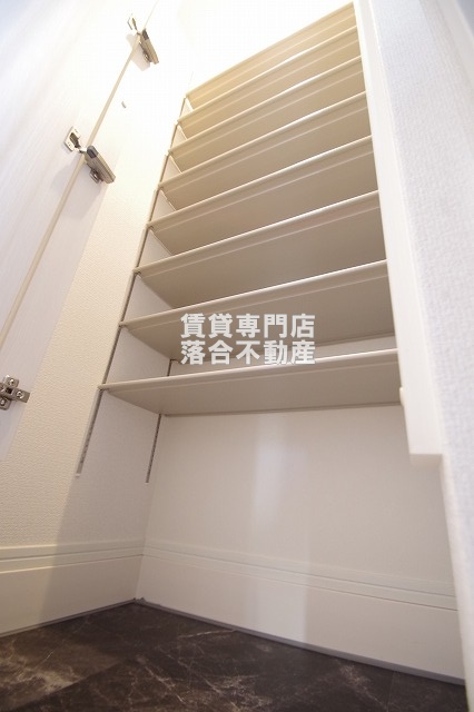 収納　たっぷり入るシューズ収納♪