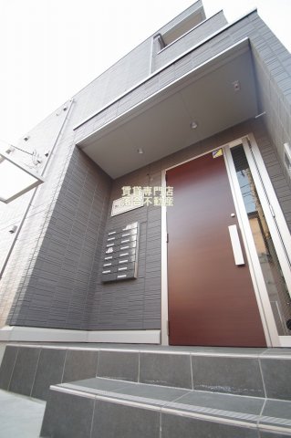 建物外観　2021年築、築浅