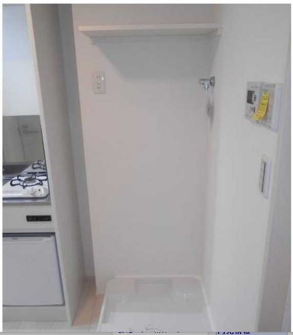 その他　明るい雰囲気の玄関です