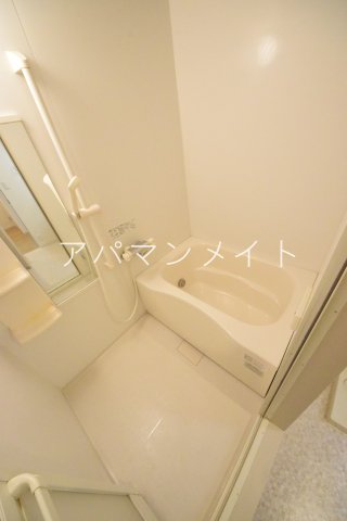 バス・シャワールーム　追い焚き機能付き