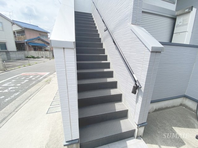 その他設備　共用階段です☆