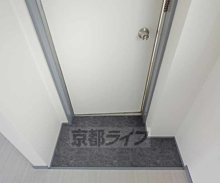 玄関　玄関です。