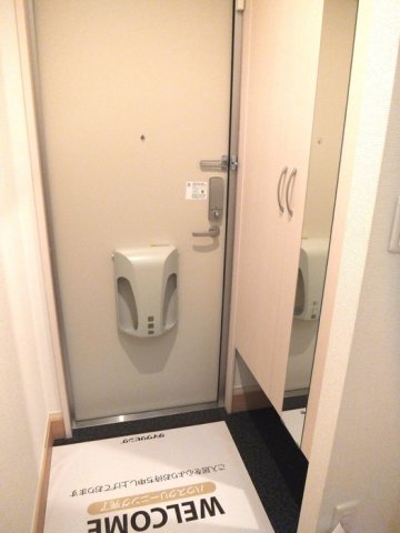玄関　落ち着いた玄関です