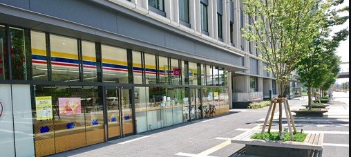コンビニ　ミニストップ 愛知大学店（コンビニ）まで335m